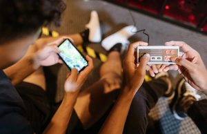 Dünyadan E-Ticarette Sürdürülebilirlik, Mobil ve Sosyal Medya Etkisi Dünyadan E-Ticarette Sürdürülebilirlik, Mobil ve Sosyal Medya Etkisi